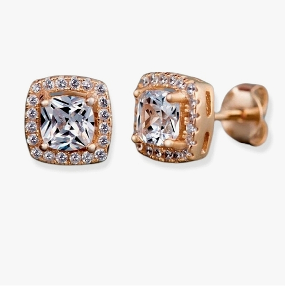 🎉Hp🎉 Swarovski Halo Stud Rose Gold Earrings - Picture 1 of 2